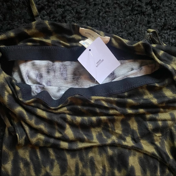 UO Silence + Noise Green Leopard Cheetah Asymmetric Green Midi Dress NWT - Picture 8 of 10